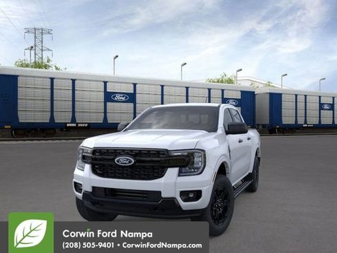 New 2025 Ford Ranger XLT image 3