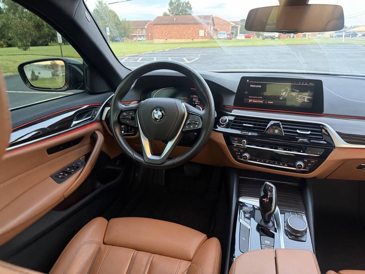 Used 2020 BMW 530i w/ Convenience Package RWD image 36