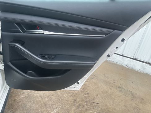 Certified 2025 MAZDA MAZDA3 s image 16