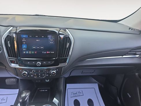 Used 2021 Chevrolet Traverse Premier FWD image 10