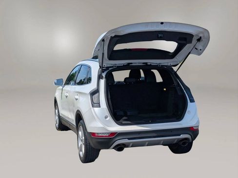 Used 2015 Lincoln MKC FWD image 23