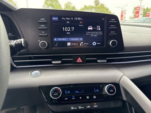 Used 2023 Hyundai Elantra SEL FWD image 24