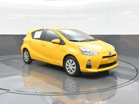 Used 2014 Toyota Prius C Two FWD image 1