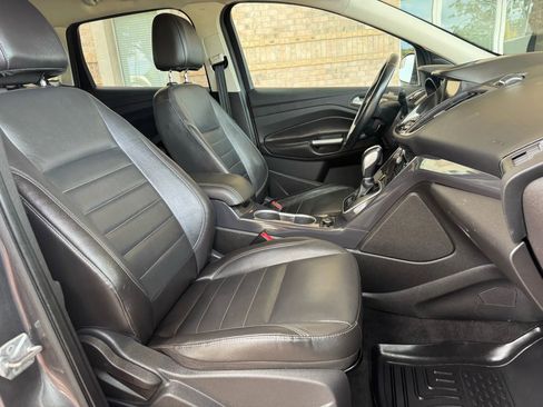 Used 2014 Ford Escape Titanium image 24