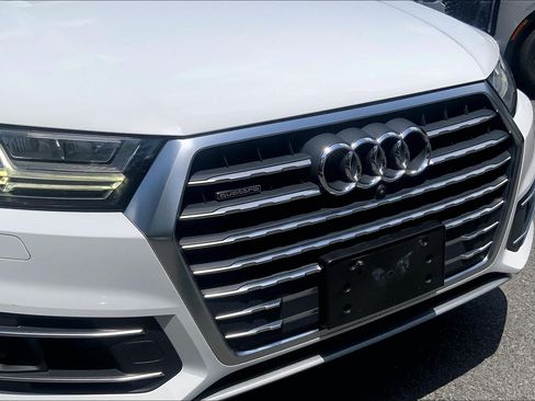 Used 2019 Audi Q7 3.0T Prestige w/ Prestige Package AWD/4WD image 33