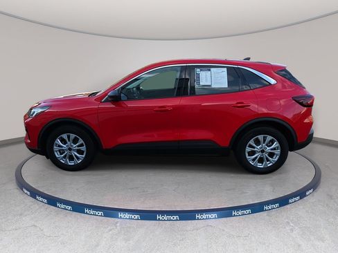 Used 2024 Ford Escape Active w/ Cold Weather Package FWD image 9