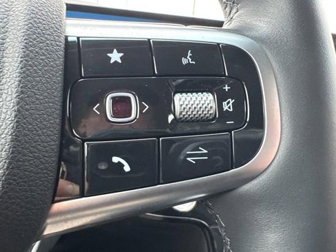 Certified 2025 Genesis G80 2.5T image 18