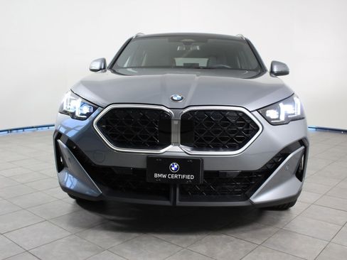 Certified 2025 BMW X2 xDrive28i w/ Premium Package image 6