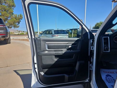 Used 2024 RAM 1500 Warlock RWD image 13