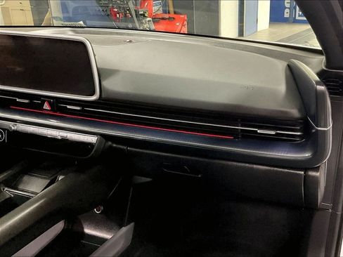 Used 2025 Hyundai Ioniq 6 SEL AWD/4WD image 13