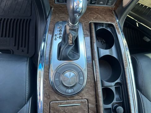 Used 2017 INFINITI QX80 2WD w/ Driver Assistance Package image 16