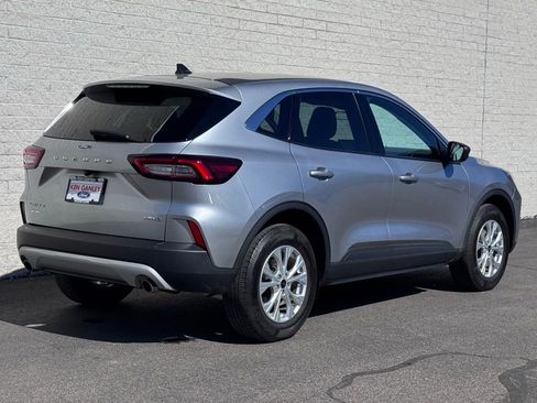 Certified 2023 Ford Escape Active image 9