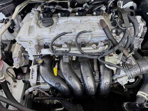 Used 2022 Toyota Corolla LE FWD image 38
