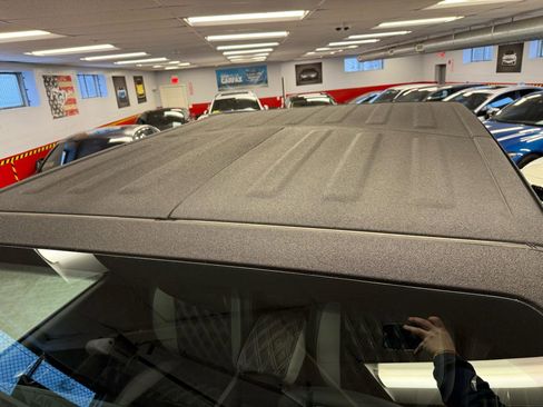 Used 2023 Jeep Gladiator Sport image 20