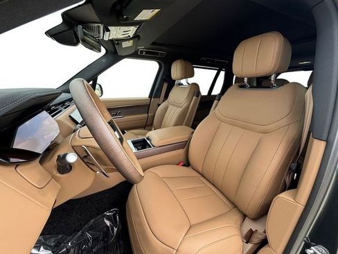 New 2026 Land Rover Range Rover Long Wheelbase SE AWD/4WD image 11