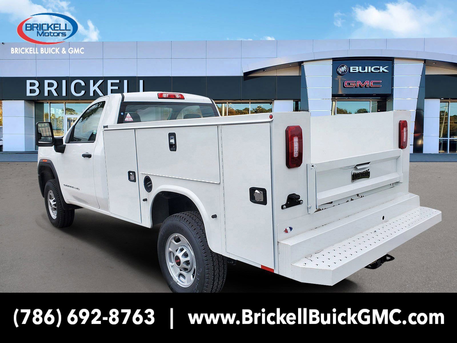 New 2024 GMC Sierra 2500 Pro RWD image 4