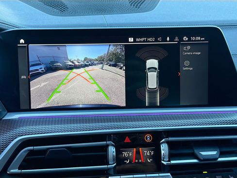 Used 2021 BMW X5 xDrive40i w/ M Sport Package image 33