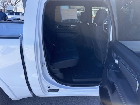 New 2026 RAM 1500 Big Horn AWD/4WD image 11