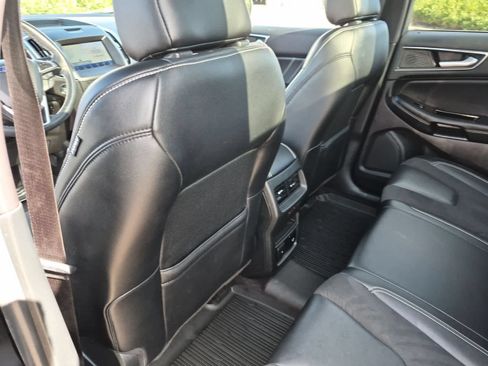 Used 2020 Ford Edge ST w/ Equipment Group 401A AWD/4WD image 18