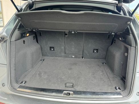 Used 2023 Nissan Rogue SV FWD image 6