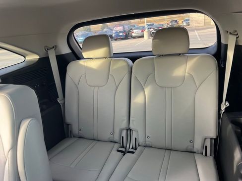 Used 2024 Kia Sorento SX image 31