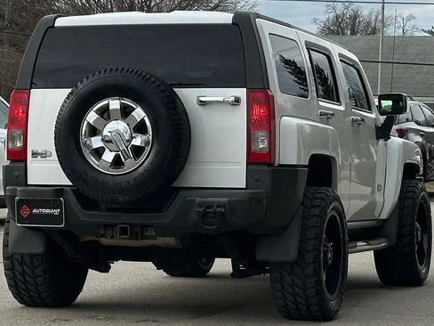 Used 2006 HUMMER H3 image 10