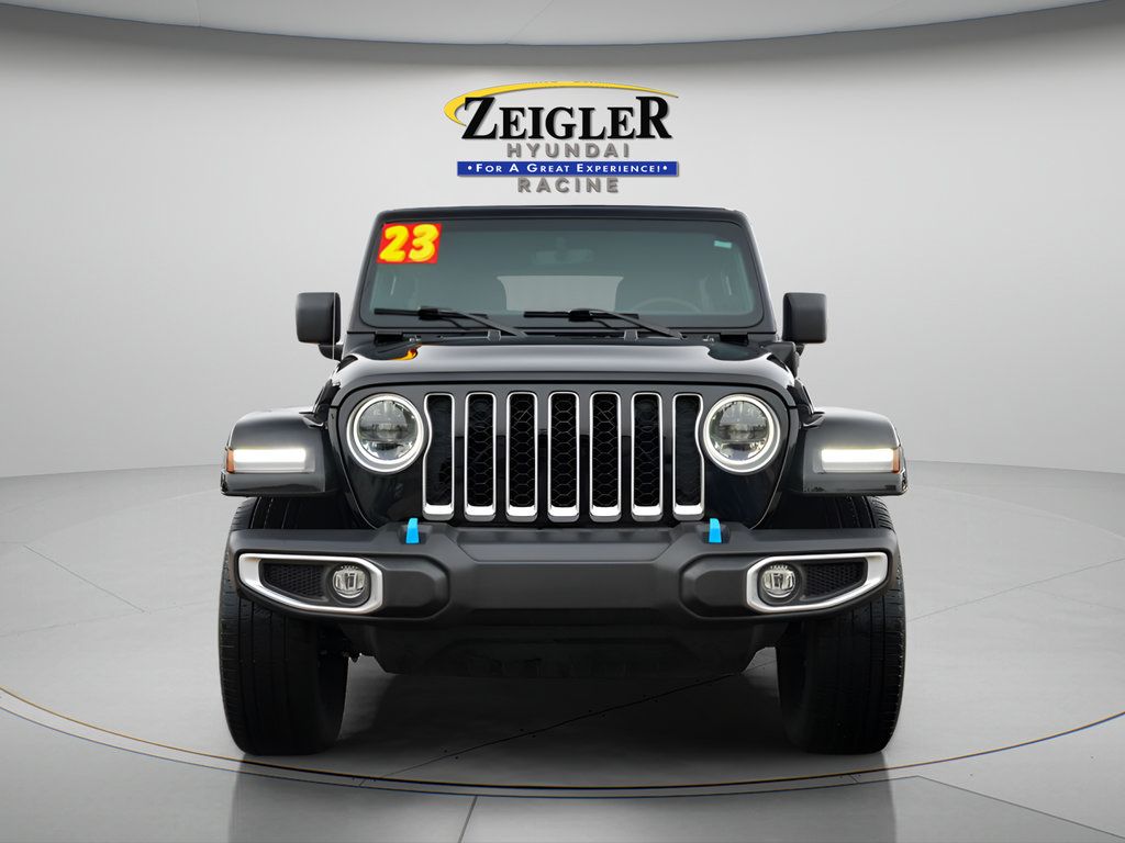 Used 2023 Jeep Wrangler Unlimited Sahara w/ Cold Weather Group AWD/4WD image 2