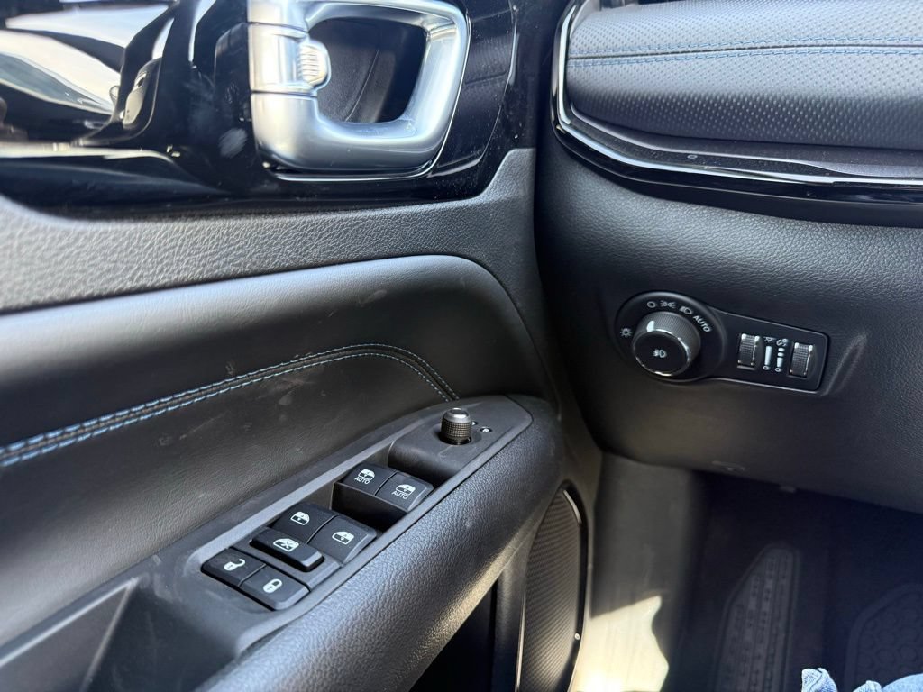 New 2026 Jeep Compass Latitude AWD/4WD image 7