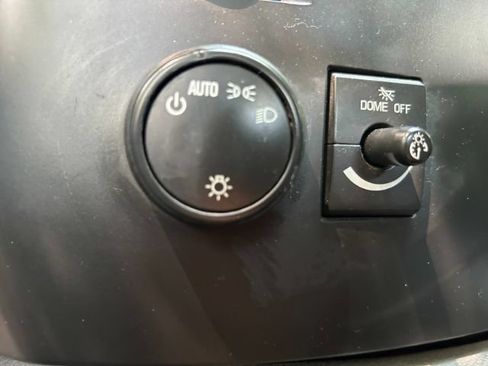 Used 2012 Chevrolet Silverado 2500 W/T w/ Snow Plow Prep Package AWD/4WD image 17