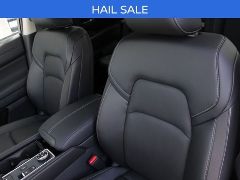 New 2026 Nissan Pathfinder SL AWD/4WD image 5
