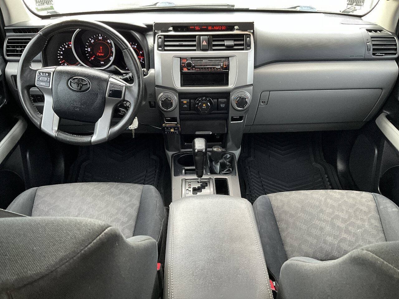 Used 2011 Toyota 4Runner Trail AWD/4WD image 14