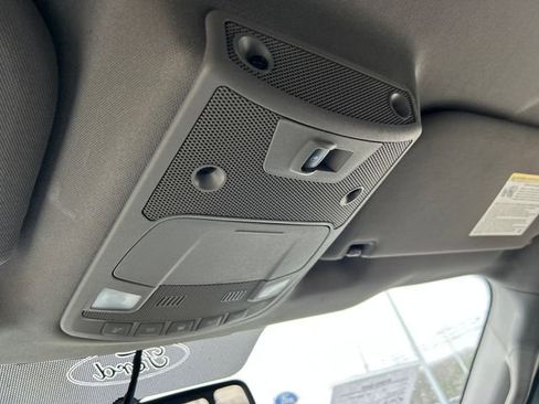 Used 2015 Ford F150 Lariat image 29