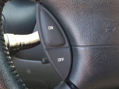 Used 2001 Ford F150 Lightning RWD image 17