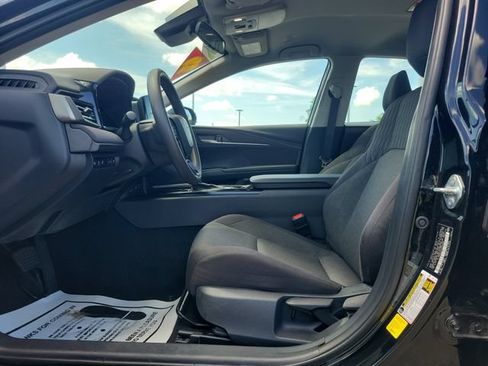 Used 2025 Toyota Camry LE FWD image 14