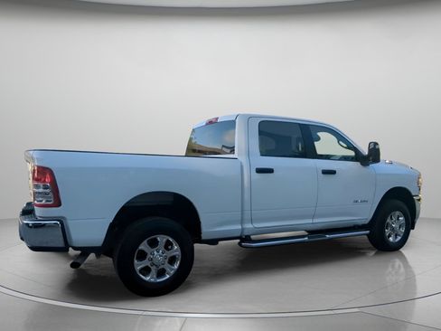 Used 2024 RAM 2500 Big Horn AWD/4WD image 29