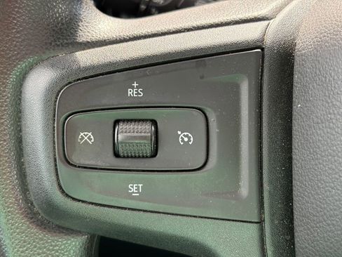 Used 2022 Chevrolet Silverado 1500 Custom RWD image 22