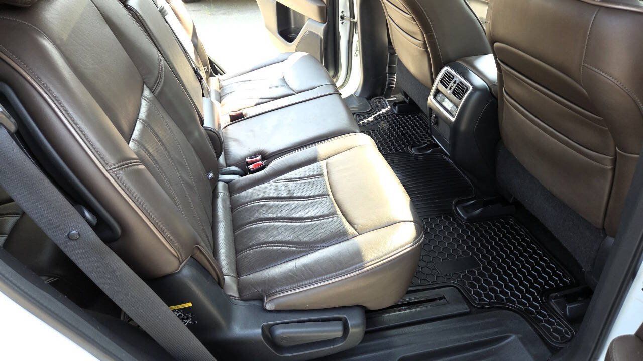 Used 2014 INFINITI QX60 Luxe w/ Premium Plus Package AWD/4WD image 42