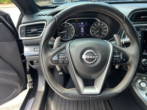 Used 2023 Nissan Maxima SR w/ Sport Mat Group FWD image 18