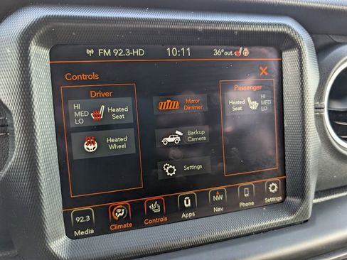 Used 2021 Jeep Wrangler Unlimited Sahara w/ Cold Weather Group image 27