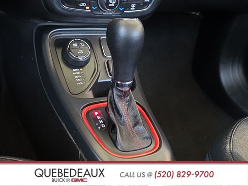 Used 2020 Jeep Compass Trailhawk AWD/4WD image 20
