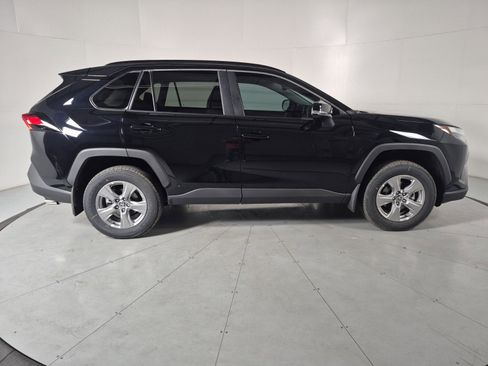 New 2025 Toyota RAV4 XLE image 6