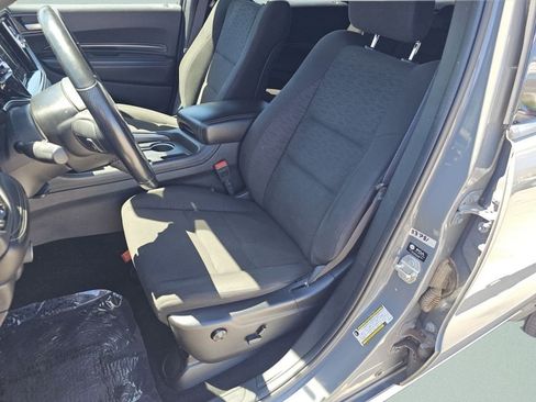 Used 2023 Dodge Durango SXT AWD/4WD image 6