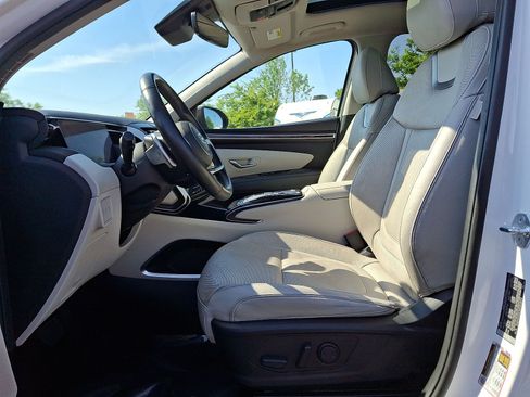 Used 2024 Hyundai Tucson Limited FWD image 11