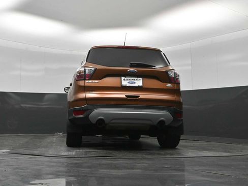 Used 2017 Ford Escape SE AWD/4WD image 32