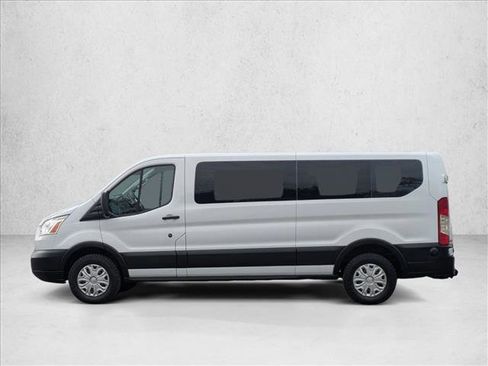 Used 2019 Ford Transit 350 XLT image 8
