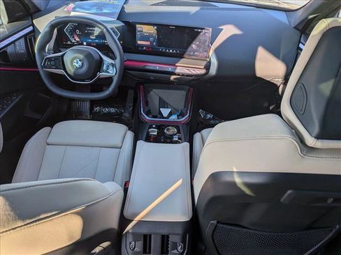 Used 2025 BMW X3 xDrive30i w/ Premium Package image 18