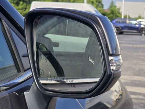 Used 2024 Toyota Highlander Limited AWD/4WD image 17