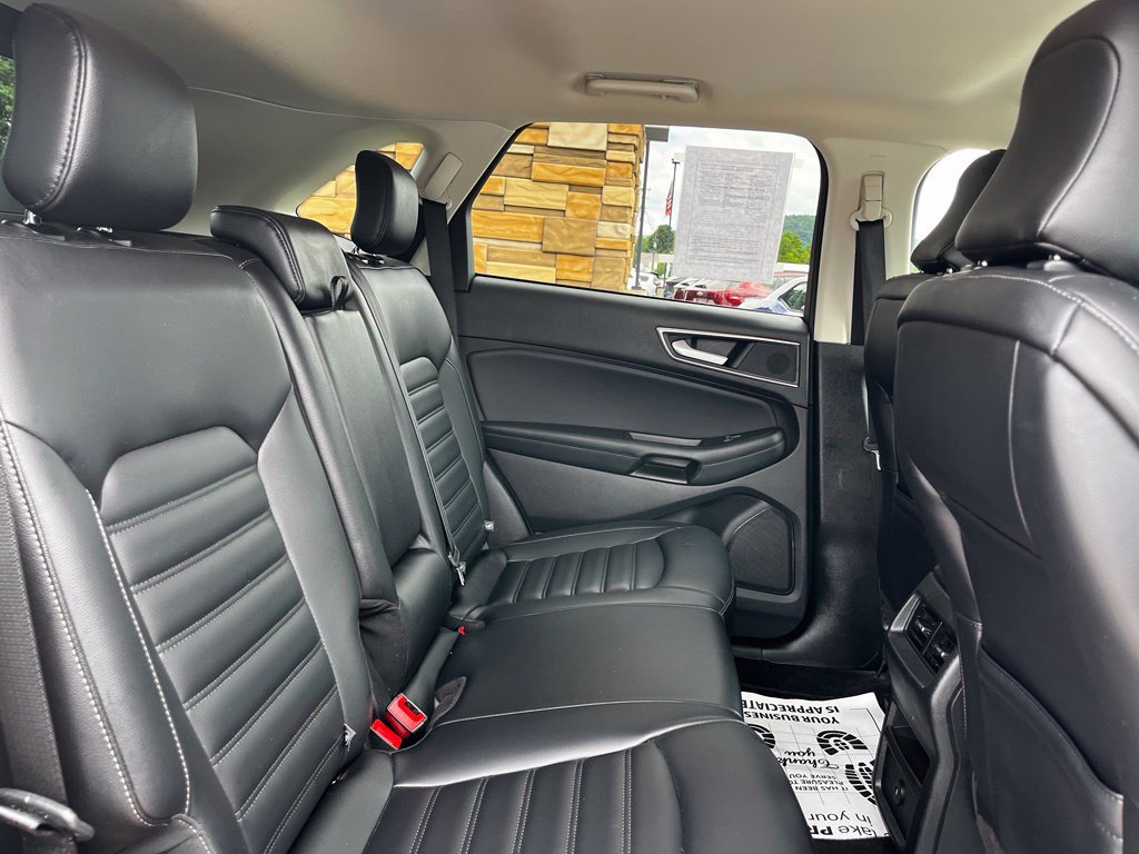 Used 2024 Ford Edge SEL AWD/4WD image 31