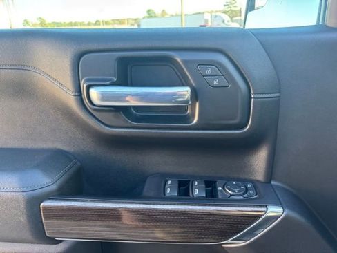 Used 2020 Chevrolet Silverado 1500 RST image 31