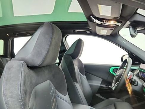 Used 2025 BMW X3 M50 image 22